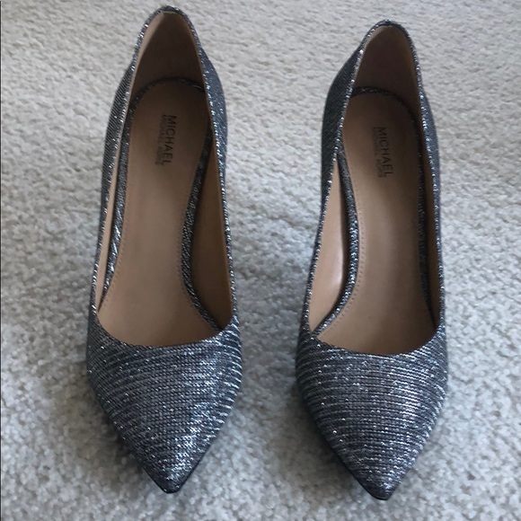 MICHAEL Michael Kors silver heels - Picture 4 of 7